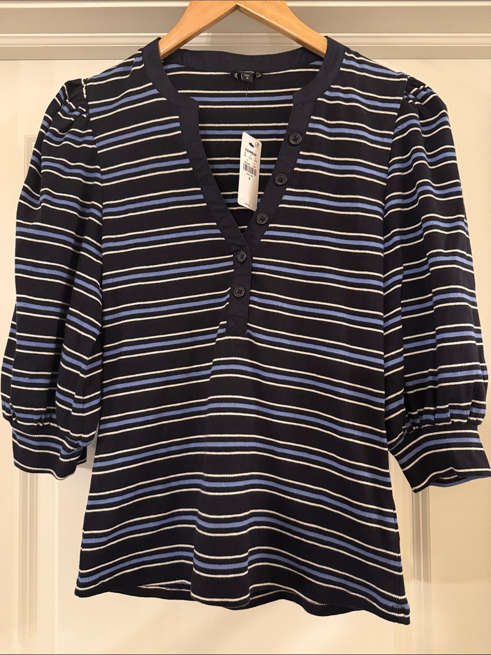 Express Women's Navy Striped Puff-Sleeve Henley Top - M NWT